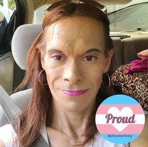 Meet your Posher, Lola